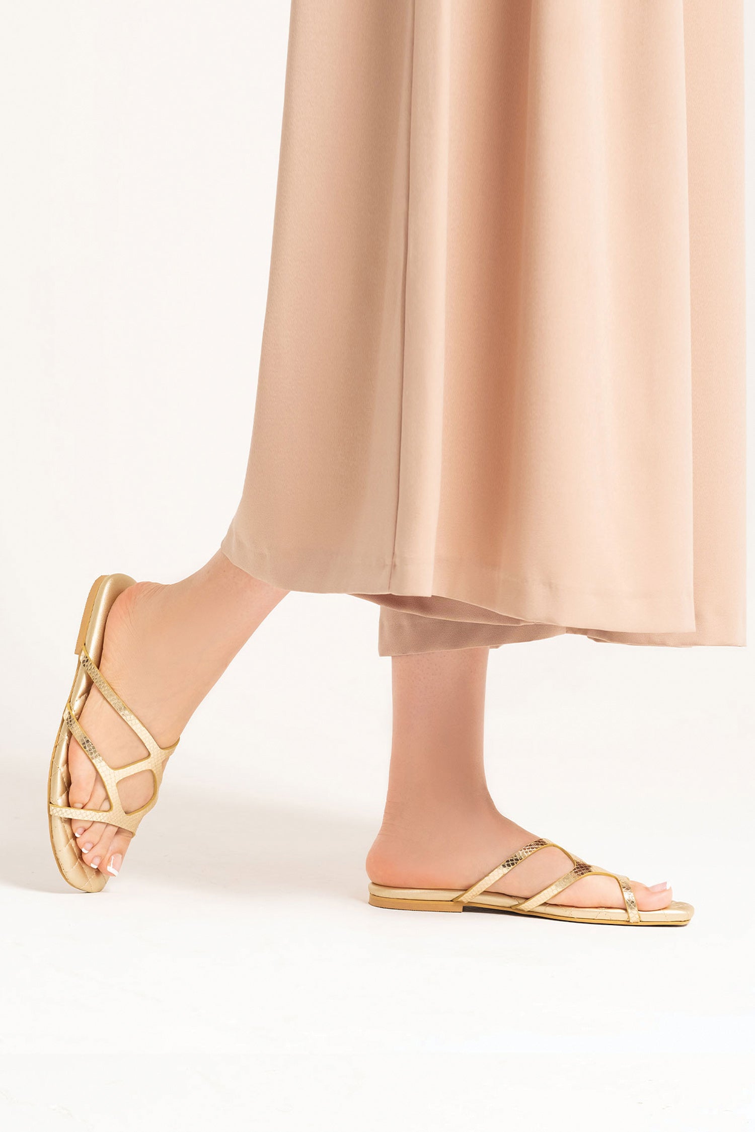 Women summer flats in light gold colour with croc texture and foam padding by JULKE