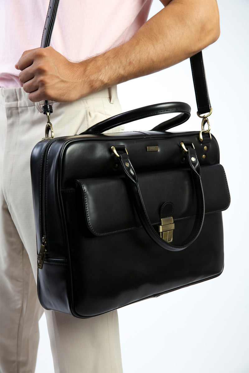 Leather laptop bag in black colour with glossy finish by JULKE