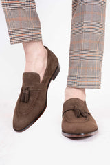 Mens original suede leather shoes in brown colour with tassels by JULKE 