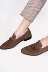 Mens original suede leather shoes in brown colour with tassels by JULKE 