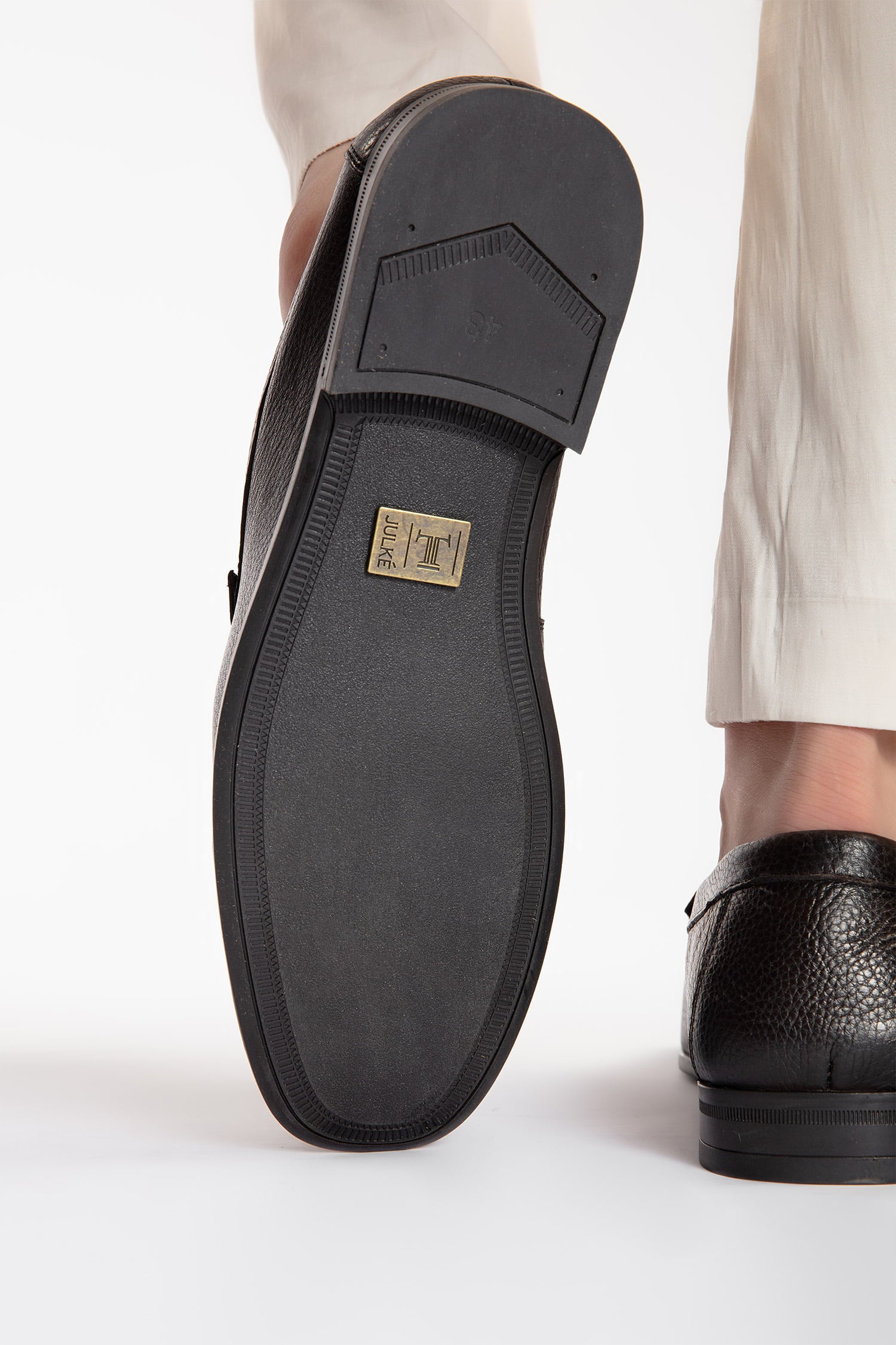 Mens leather moc shoes in dark brown colour with rubber sole by JULKE