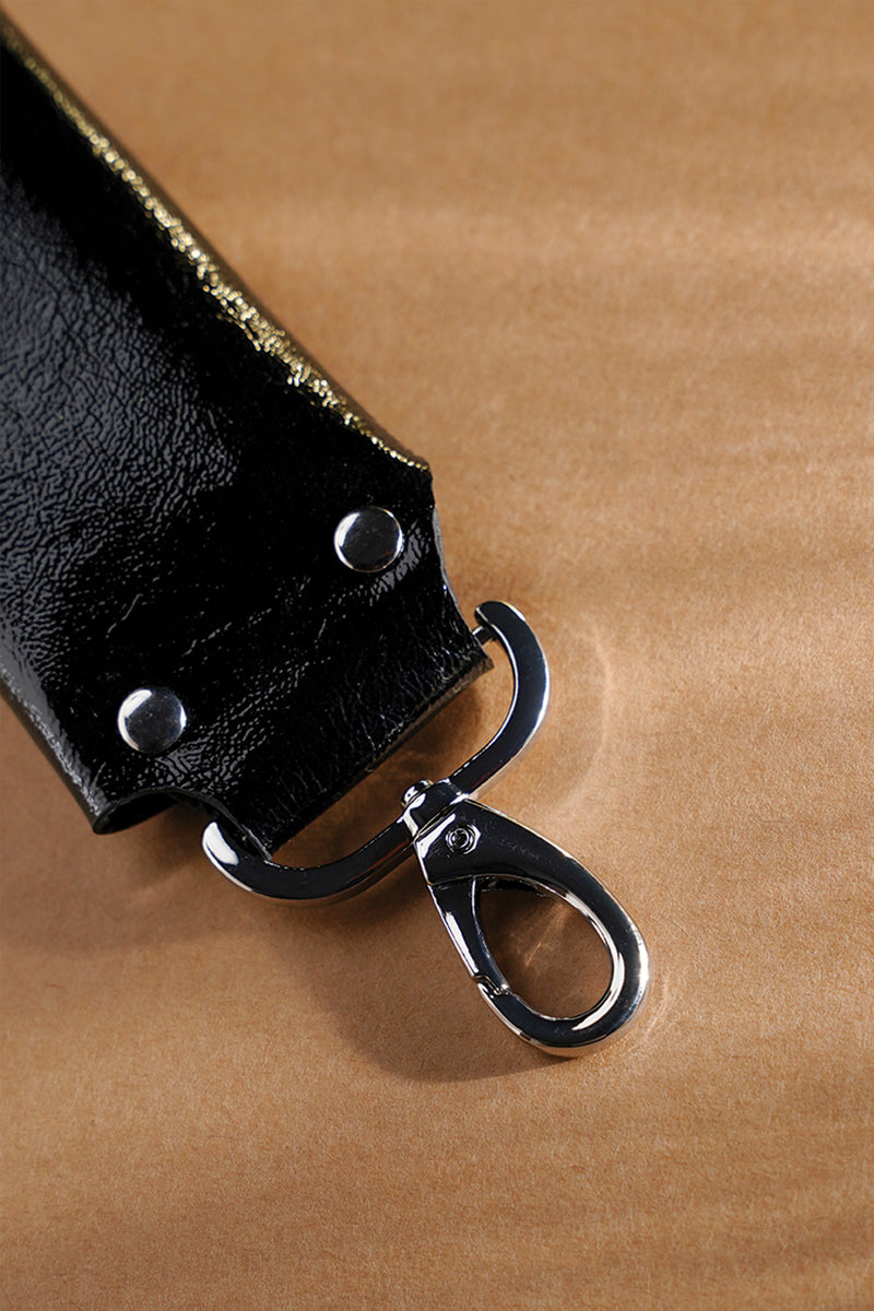 Leather key ring set in black colour with silver metal hook by JULKE