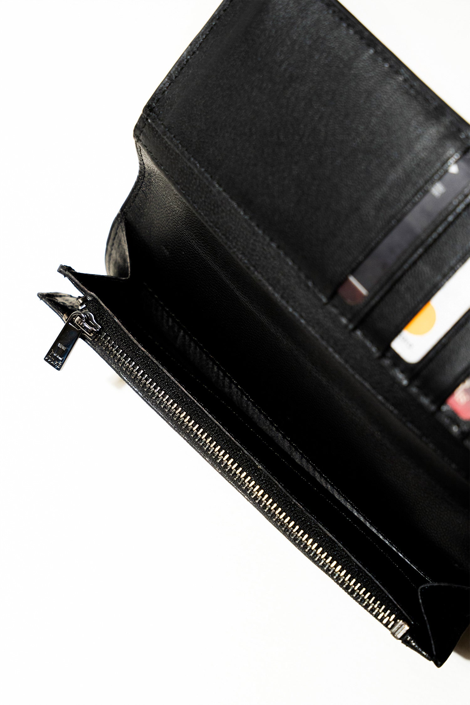 Mens leather long wallet in black colour with reptile texture by JULKE