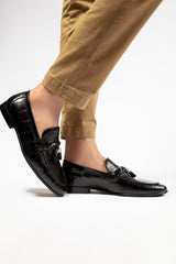 Mens original leather shoes in black colour with tassels by JULKE