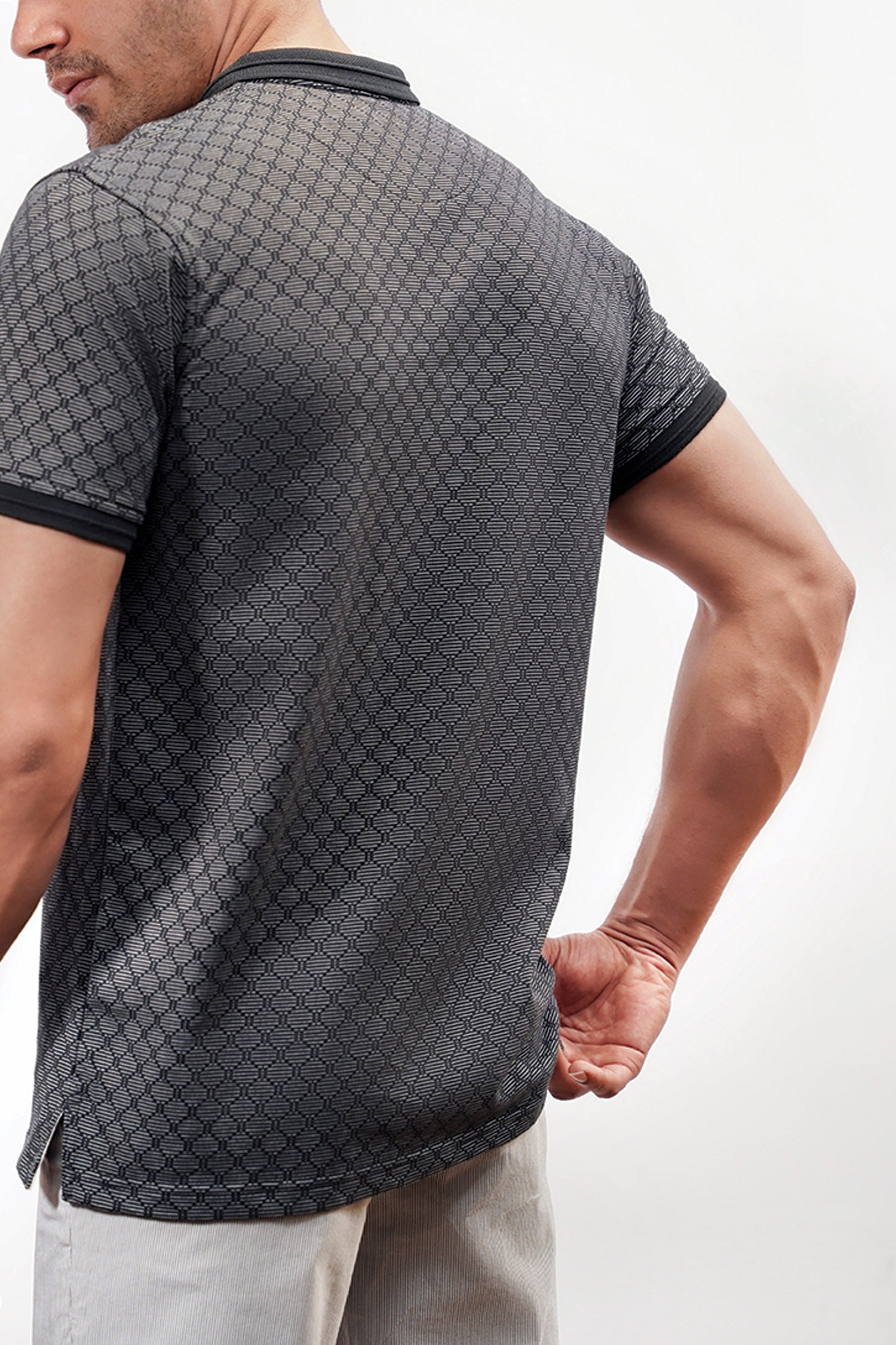 Mens summer polo shirt in dark grey with diamond pattern by JULKE