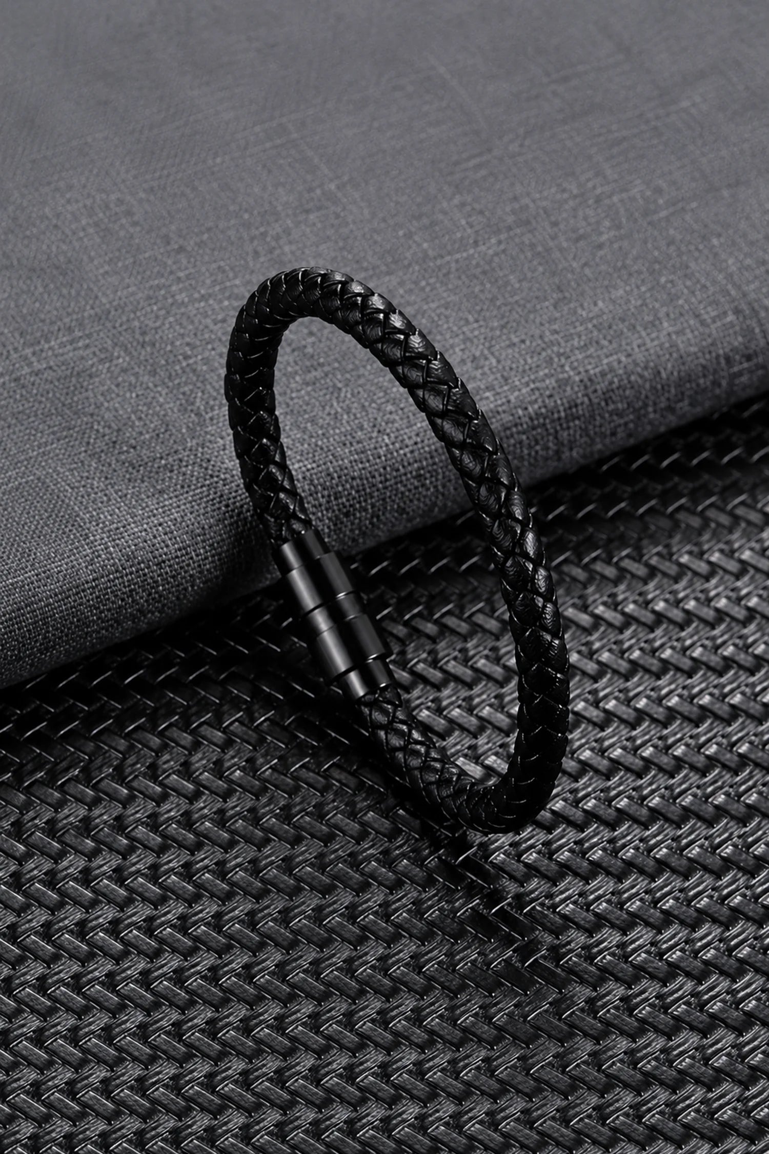 Torrin - Leather Wristbands | Julké