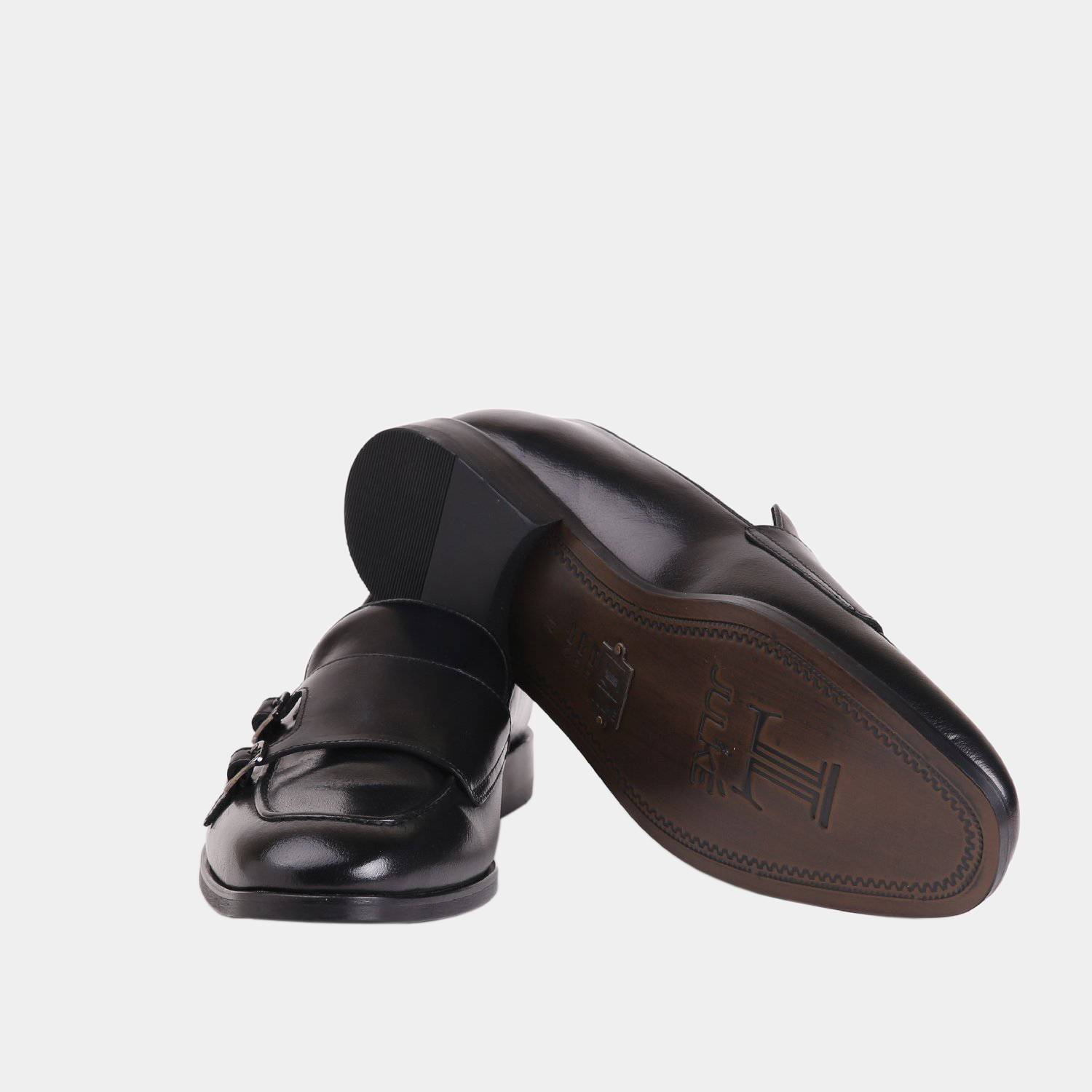 Boian - Men Leather shoes in Black color - Julke