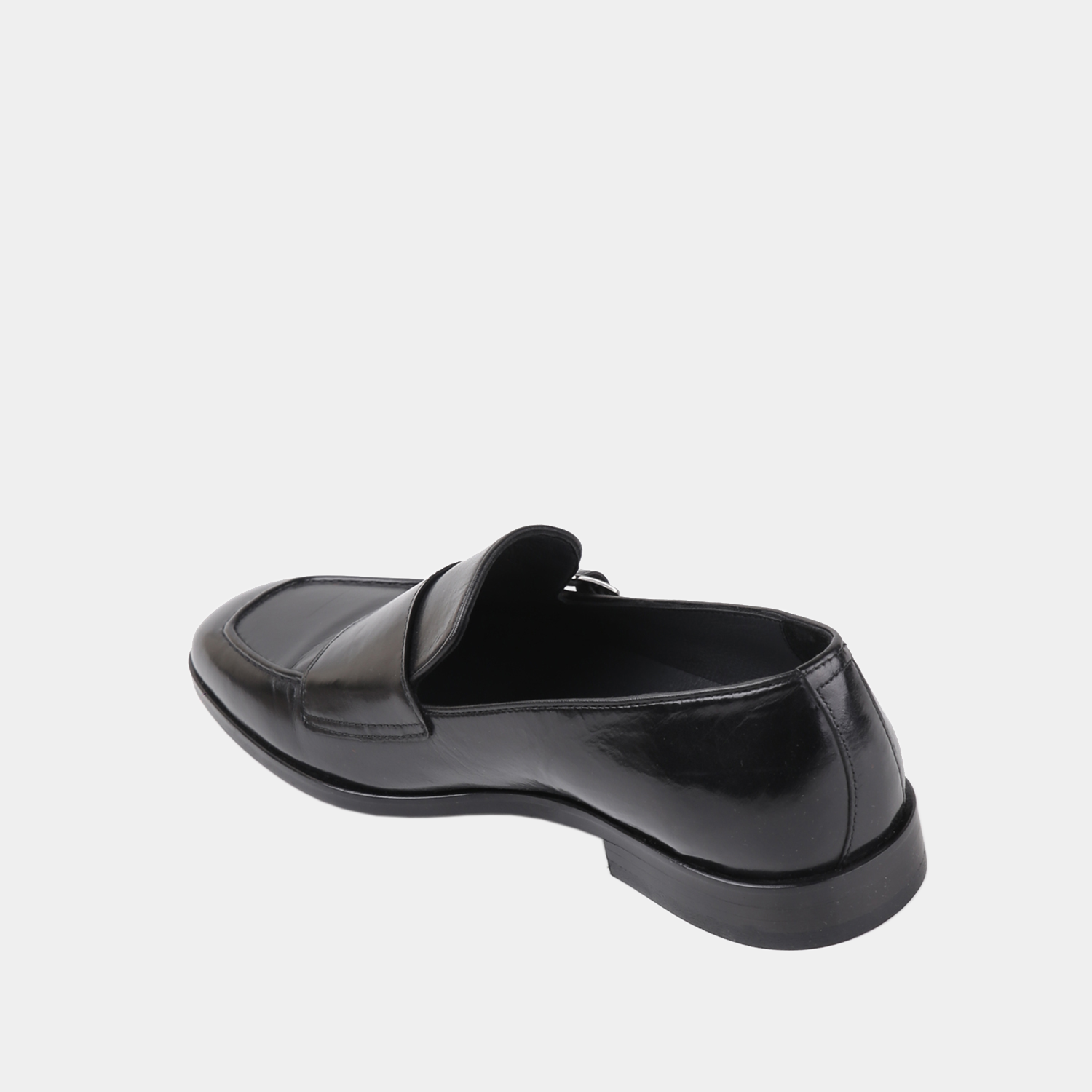 Boian - Men Leather shoes in Black color - Julke