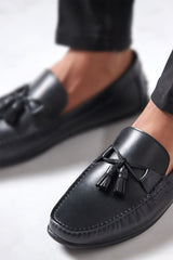 Mens original leather moccasins in black colour with tassels by JULKE