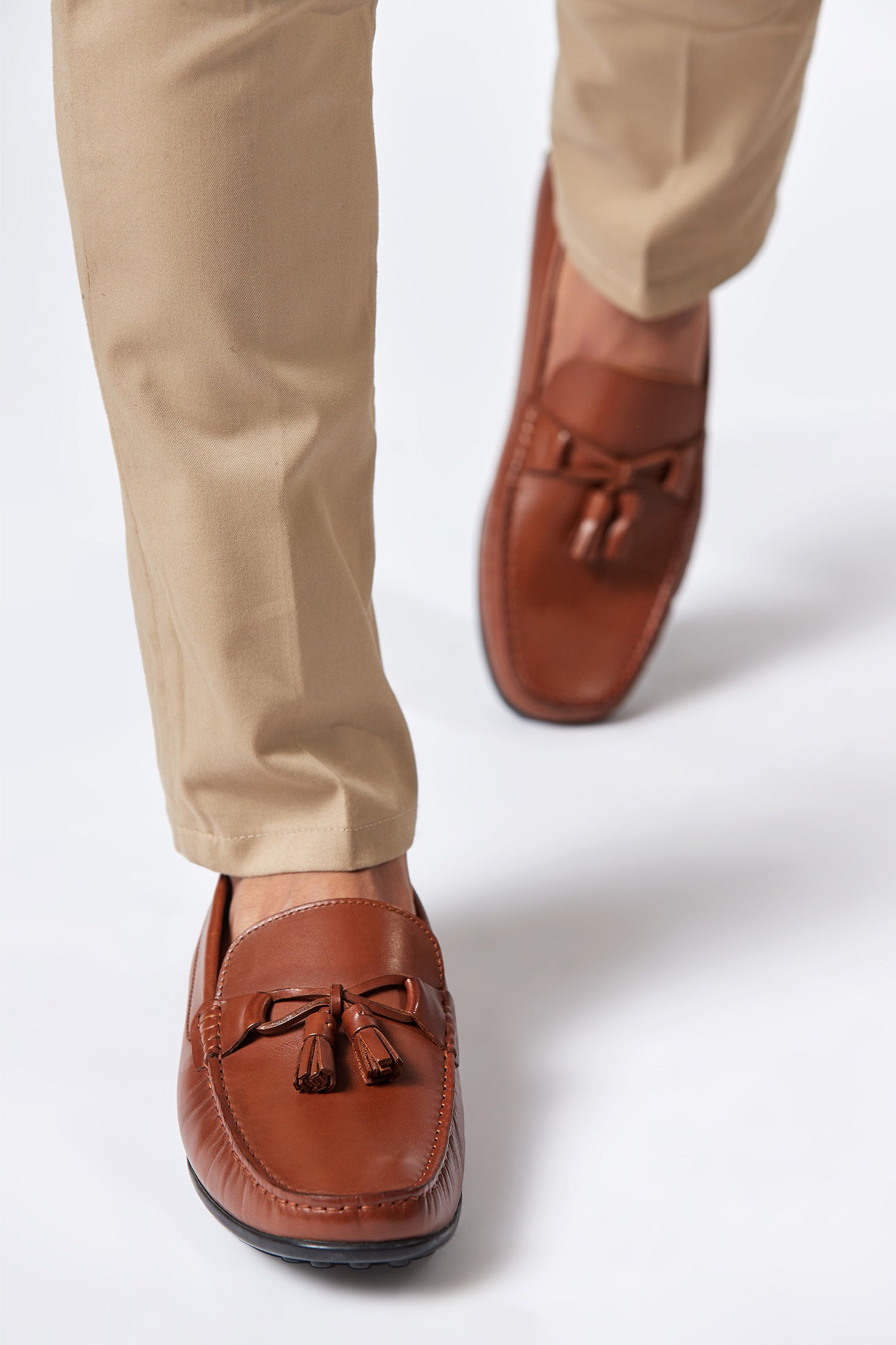 Mens original leather moccasins in tan colour with tassels by JULKE