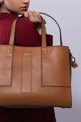 Womens leather tote bag in brown colour by JULKE