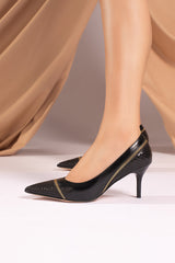 Women heels in black colour with croc texture with zipper decoraton by JULKE
