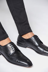 Mens shoes in original deerskin leather with in black colour with laces by JULKE