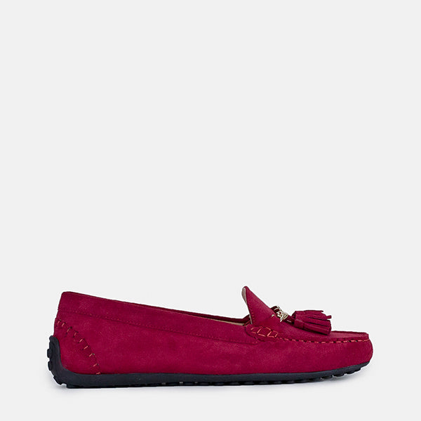 Womens winter moccasins in beet red with chain and tassels by JULKE