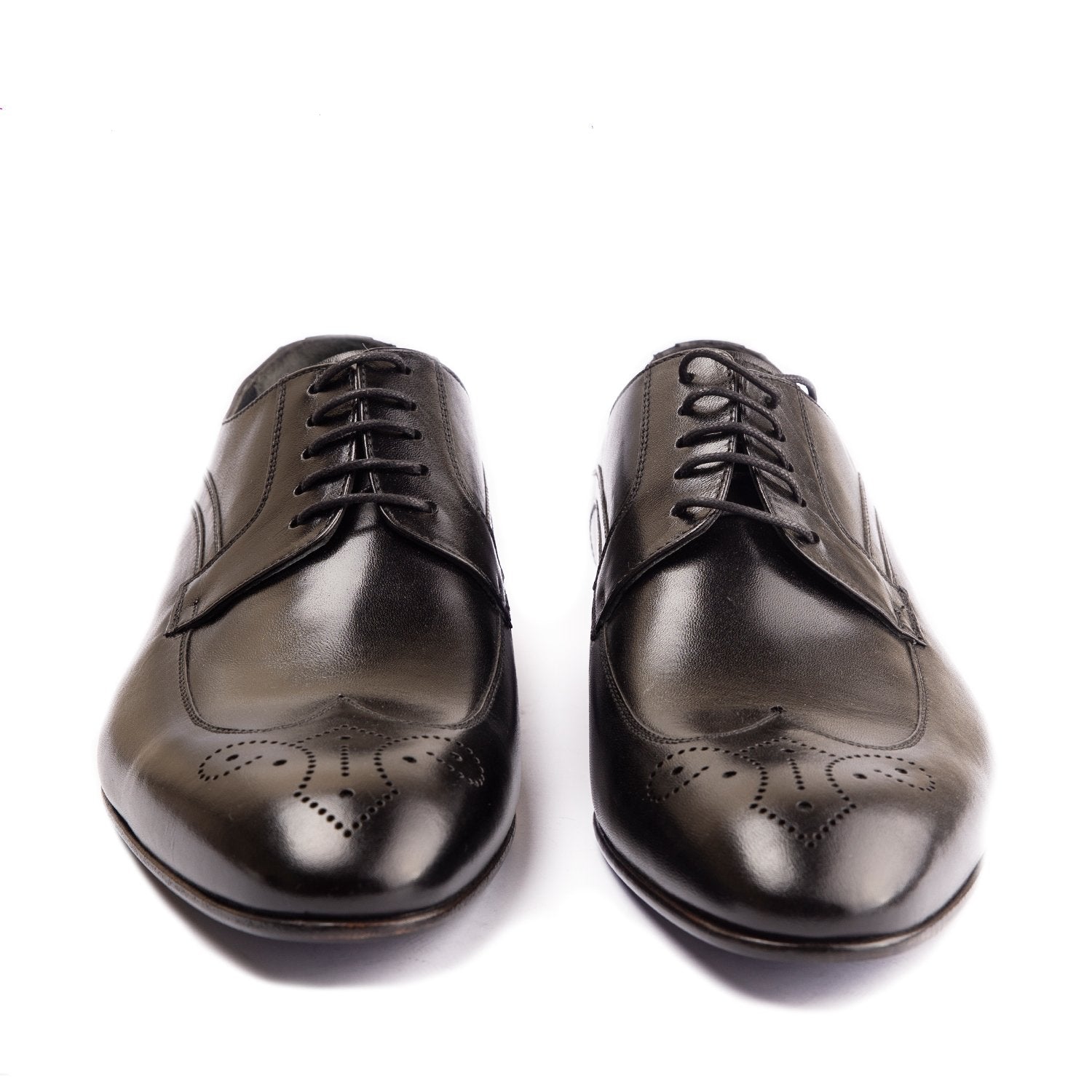 Mens leather shoes in black colour with laces and brogue toe by JULKE.  