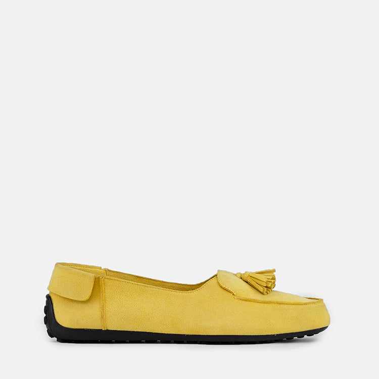 Womens winter moccasins in yellow with tassels by JULKE