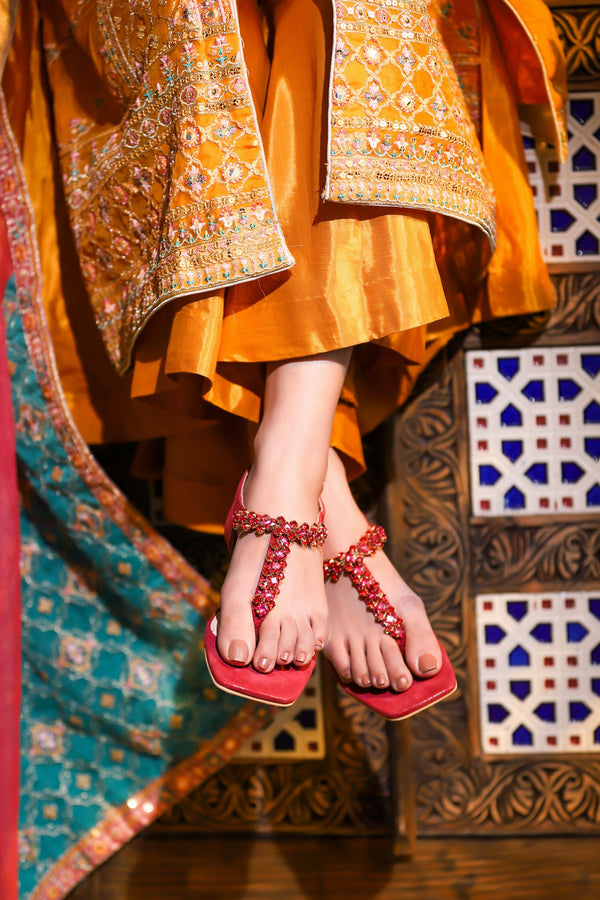 Women leather summer flats with diamantes and thong design in red colour by JULKE