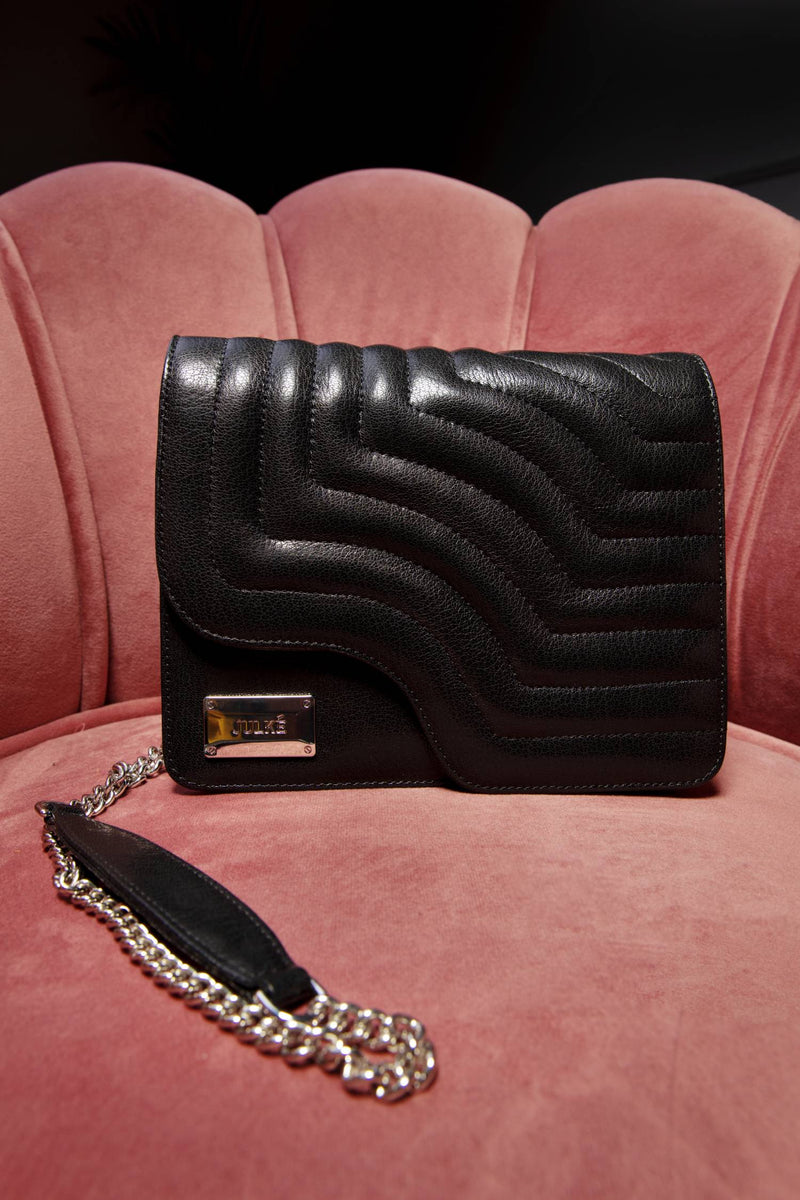 Women leather shoulder bag in black colour with quilting by JULKE