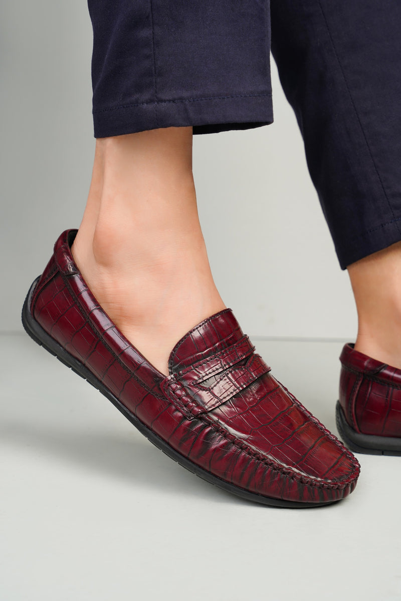 Mens leather moccasins in burgundy with crocodile texture by JULKE